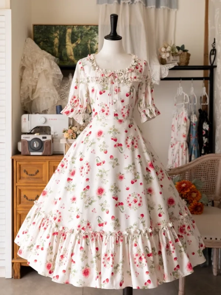 [$84.50]Off White Strawberry Floral Print Short Sleeves Dress Spring and Summer Dress