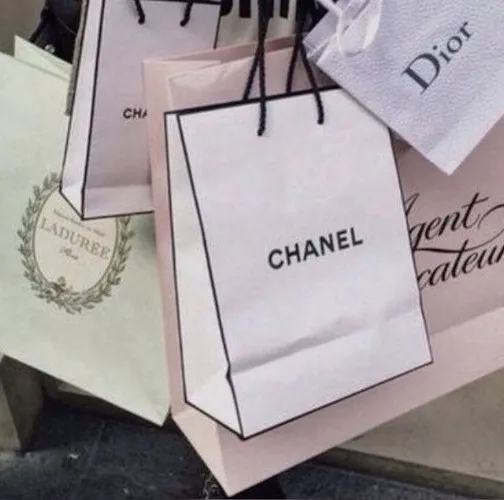 shopping spree ⋆⭒˚.⋆