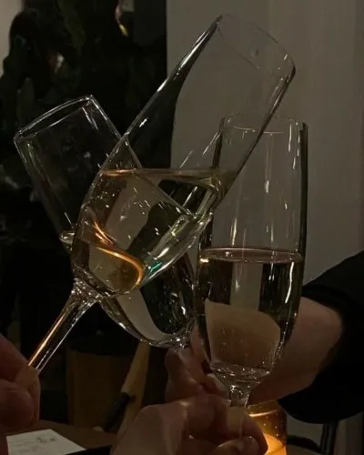 champagne with girlfriend