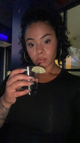 Buy my drinks tonight 🍸🍸