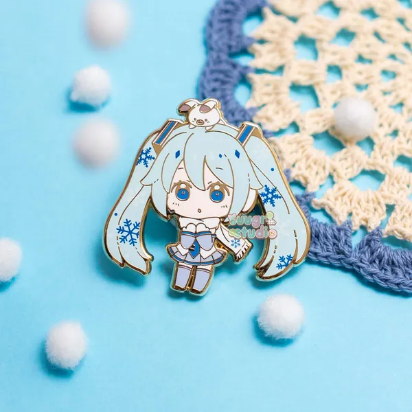 Virtual Vocalist Snow Miku Hard Enamel Pin - [A Grade] / Simple Rubber Back