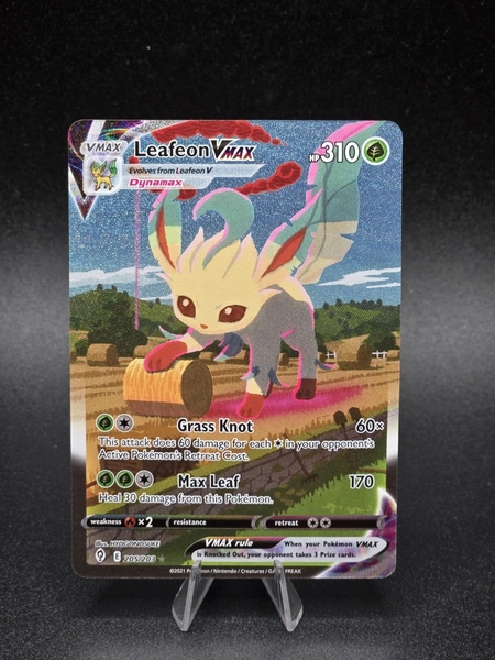 Leafeon VMAX 205/203 Alternate Art Secret Rare Pokémon Evolving Skies English NM