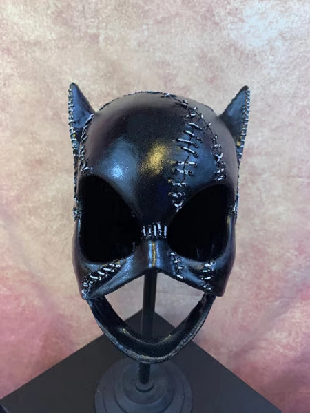 Meow Cat Cosplay Pfieffer Mask Size 21"-23.5"