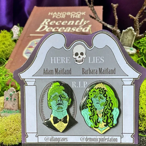 Ghostly Newlyweds Enamel Pin Set Beetlejuice - Tim Burton Love Story Glow In The Dark Horror Couple