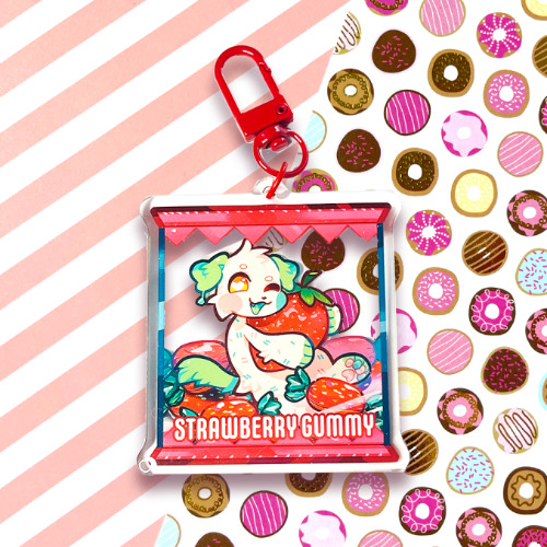 Puppsicle Strawberry Gummy Keychain
