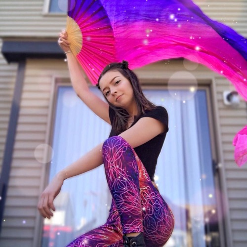 Anemone Silk Veil Fans - Festival Flow - Moodhoops.com