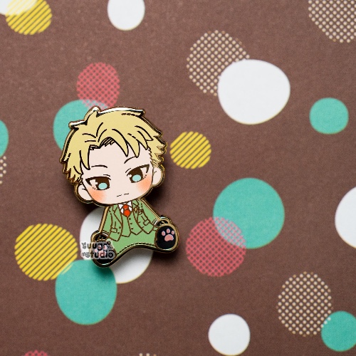 The "Family" Plush (Loid, Anya & Yor) Hard Enamel Pin - Loid / [A Grade] / Simple Rubber Back