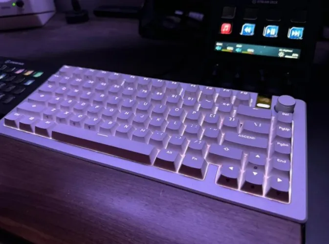 FULL KEYBOARD GMMK PRO 3 + Gateron Oil Inks + PCB Japanese Keycaps