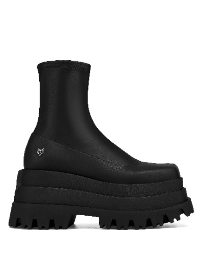 Sassy Black | 39 EU