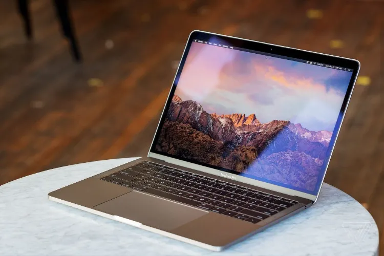 MacBook