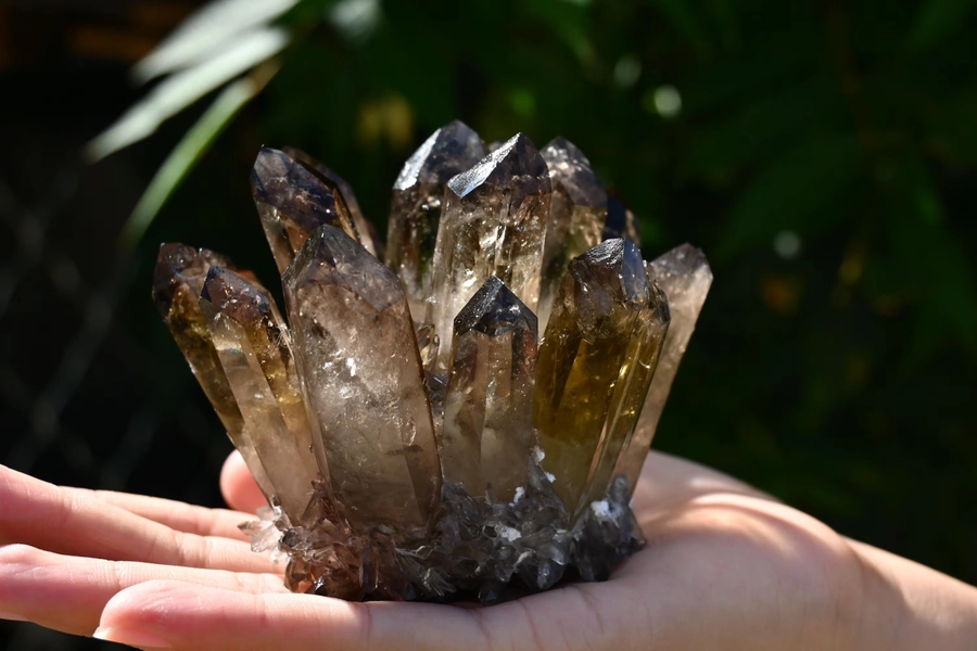 300g+ Natural smokye quartz carved cluster,Quartz Crystal Carved ,Crystal Heal Reiki,Home decoration,Crystal Sculpture,Mineral,Crystal Gifts
