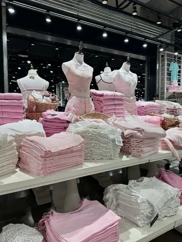 pretty girl shopping funds 