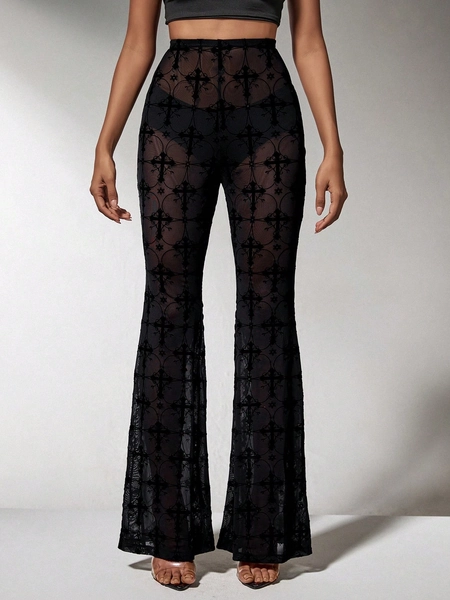 SHEIN SXY Pantalones negros con pierna acampanada y transparencia con diseño de cruz estampado para Halloween