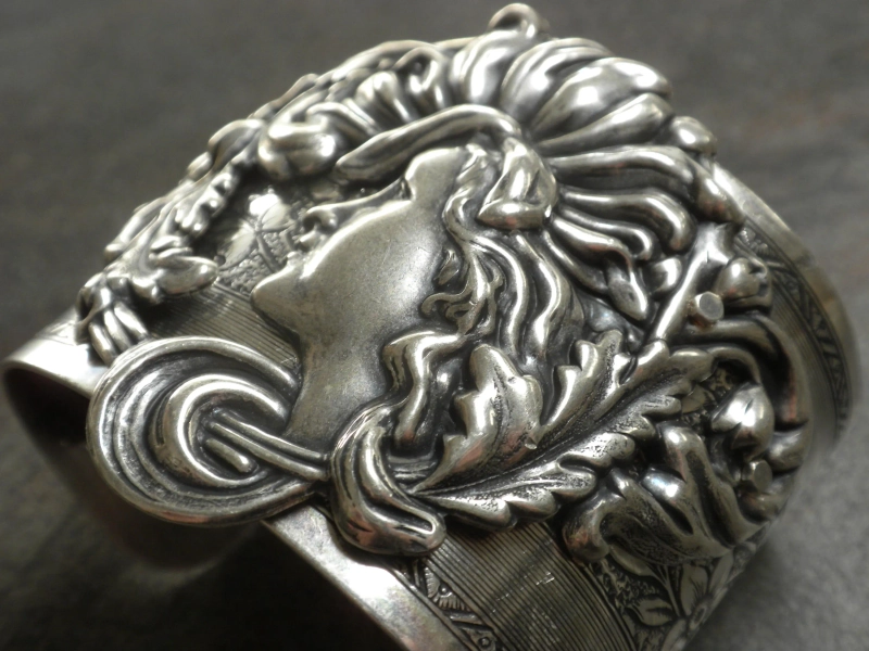 Art Nouveau Bracelet Chunky Metal Wide Silver Cuff
