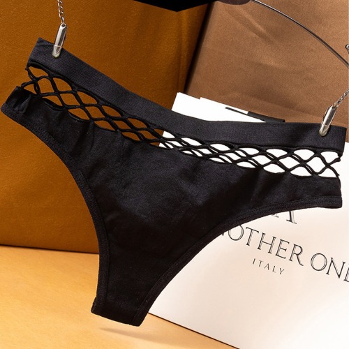 Amorino Seamless High Waist Thong 2-Pack - Black / S/M