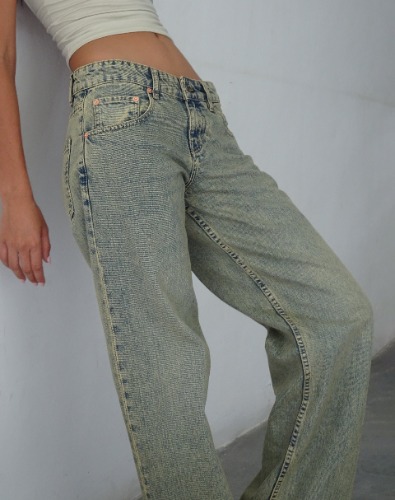 Low Rise Parallel Jeans in Sandy Blue Acid | W24 L32