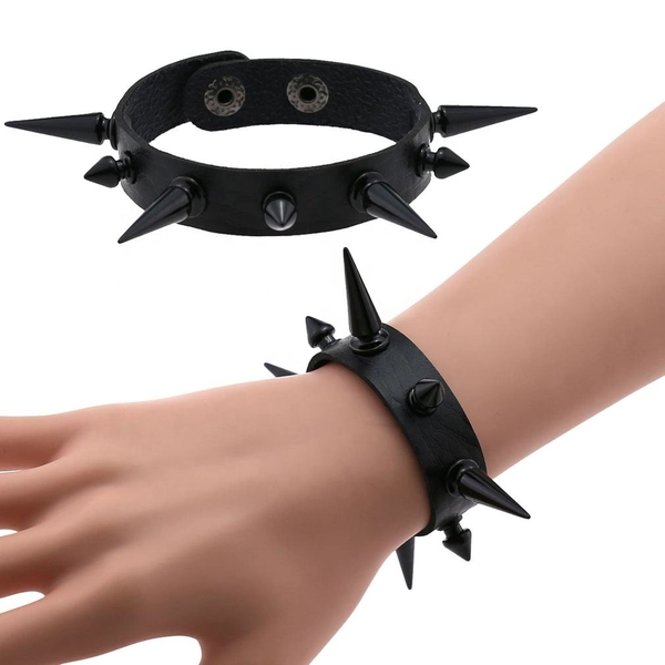 Gothic Spike Leather Bangle