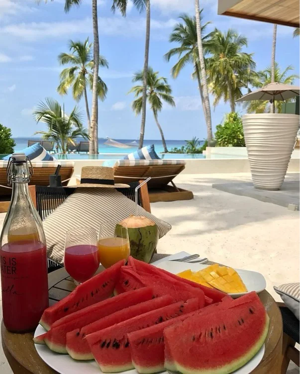 tropical breakfast فطور