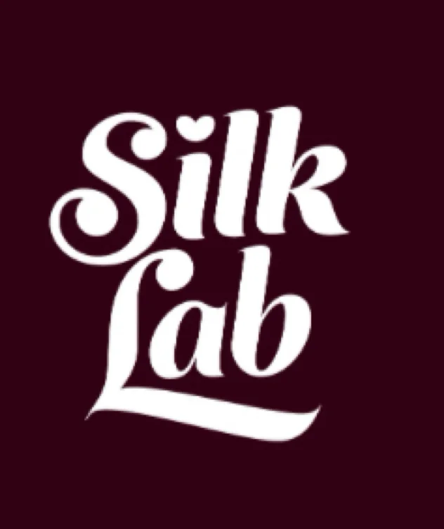 Photoshoot | The Deluxe Shoot with Silk Lab Photography | Melbourne Boudoir Photographer