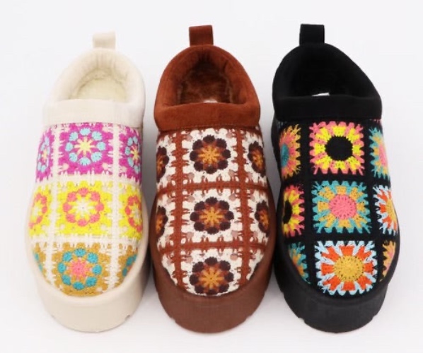 Groovy Baby Crochet Platform Slides | Brown / 8.5
