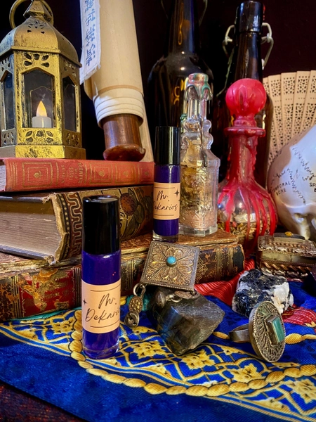 Mr. Dekarios: Gale Perfume Oil