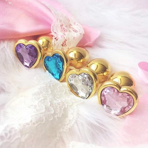 Golden Heart Plugs