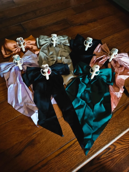 Muskrat Skull Hair Bow 1/2  -Curiosity, Oddity, Bone, Taxidermy, Specimen, Unique Gift, Coquette, Witch, Gothic, Taxidermy, Pink Bow