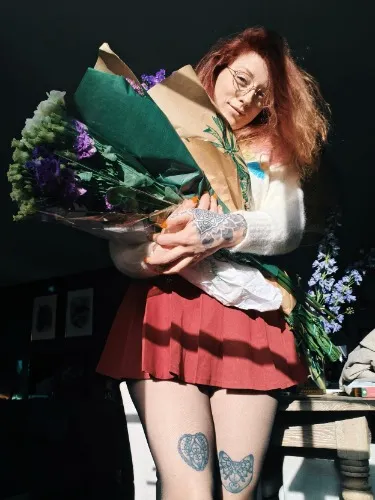 Buy me flowers 🌼🌹♥️