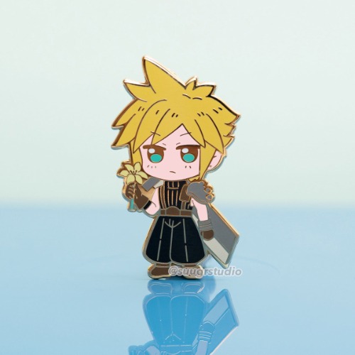 FF7 Cloud Hard Enamel Pin - [A Grade] / Locking Clasp