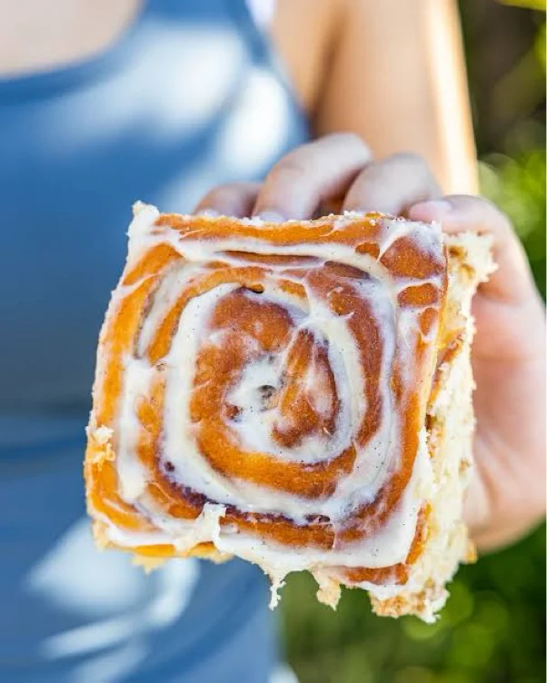 Vegan cinnamon scroll