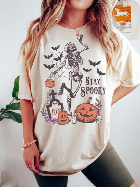 SHEIN EZwear Plus Size Women's Skull Pumpkin Bat Print Round Neck Short Sleeve Simple Daily T-Shirt