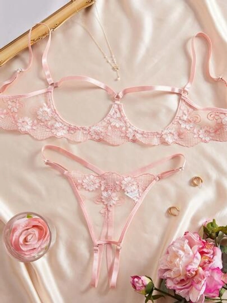 Hollow Out Embroidered Sexy Lingerie Set For Women