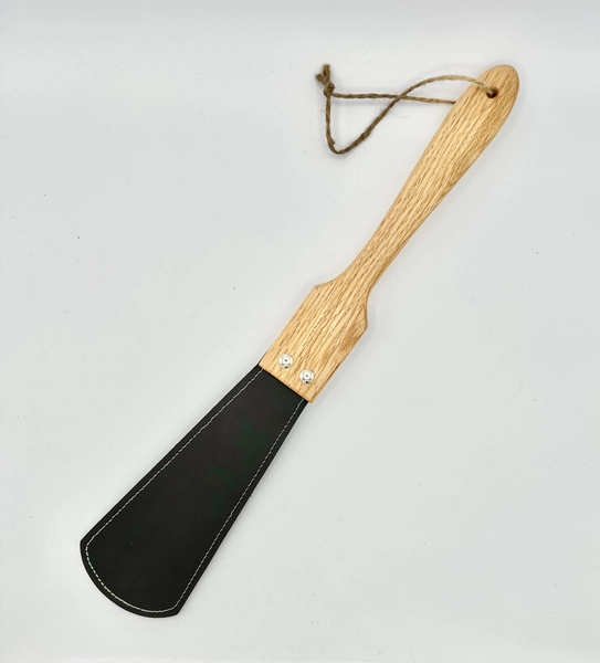 Beaver Tail With Oak Handle