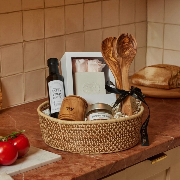 Le Cuisinier Gift Basket