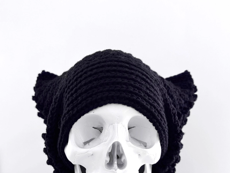 Black Cat Hat, Cat Ears Beanie, Slouchy Beanie, Holiday Fashion, Funny Gifts, Goth Fashion, Black Goth, Winter Accessories, Crochet Hat