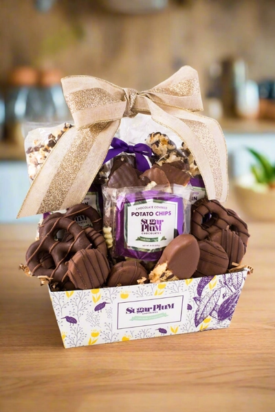 Chocolate Mountain Gift Basket – 17 Pieces | Perfect for Any Occasion