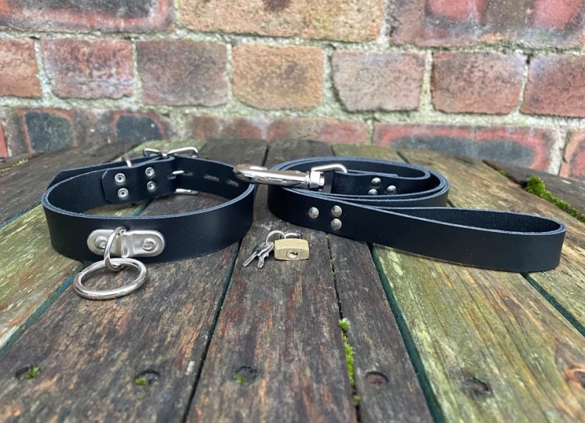 Leather D & O-Ring Lockable 1" wide Choker and Padlock with or without 3/4" wide Leash Necklace Choice of Colours Hand Made Real Leather