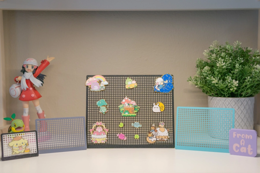 Pin Board for Desktops & Shelves 30 colors 4 sizes (Horizontal Version)