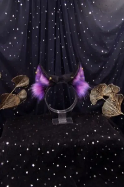 WOLF EARS (dont mind the fact that they're fox ears ok)