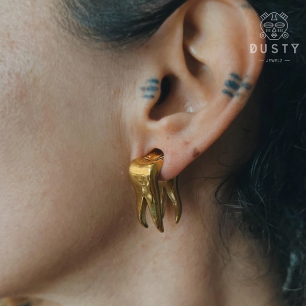 Tooth Ear Weights | Wisdom Teeth Hanger | Saddles Plug | Earweights | Gauged Jewelry | Stretchers | Alternative Jewellery | Lobe Clip Cuff