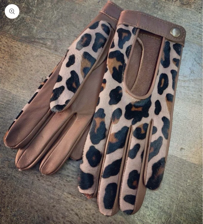 Leather gloves 🐆