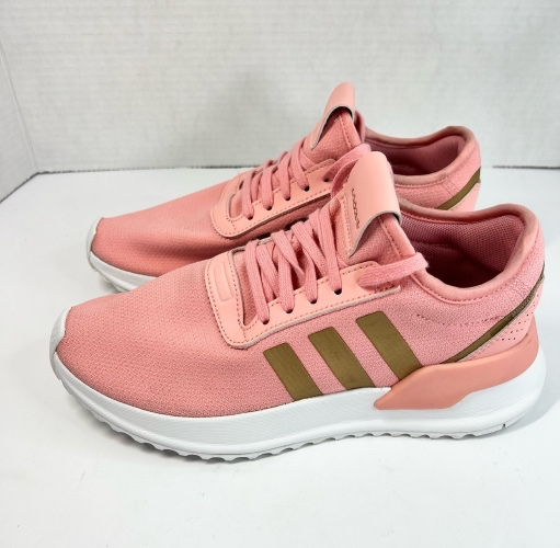 Adidas Sneakers