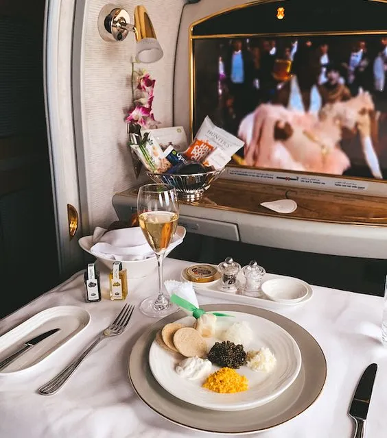 🛩️ 3333 🛩️ Fly First Class