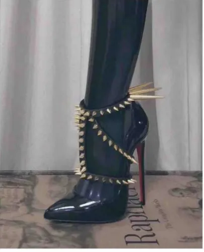 Shoe Ornament by Officially Gia