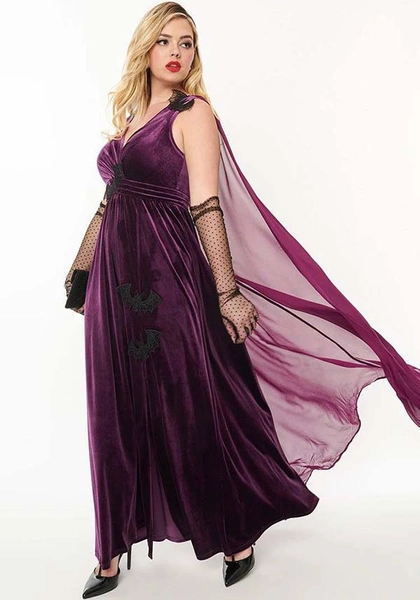 Bat Velvet [Eggplant & Black] | CAPE GOWN - MEDIUM