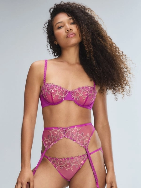 Charmbeat Garter Belt