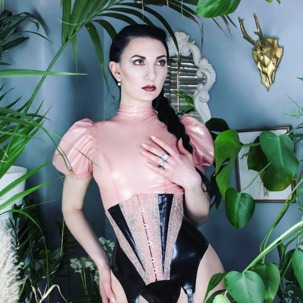 Full latex outfit: puff sleeve top, girdle, gloves, briefs, stockings