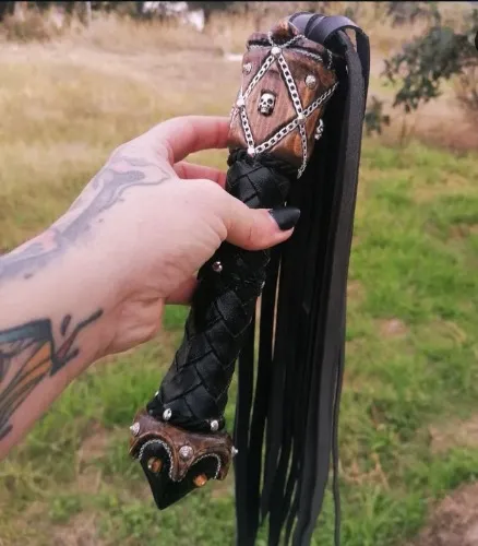 Flogger by Handjob Woodcraft 