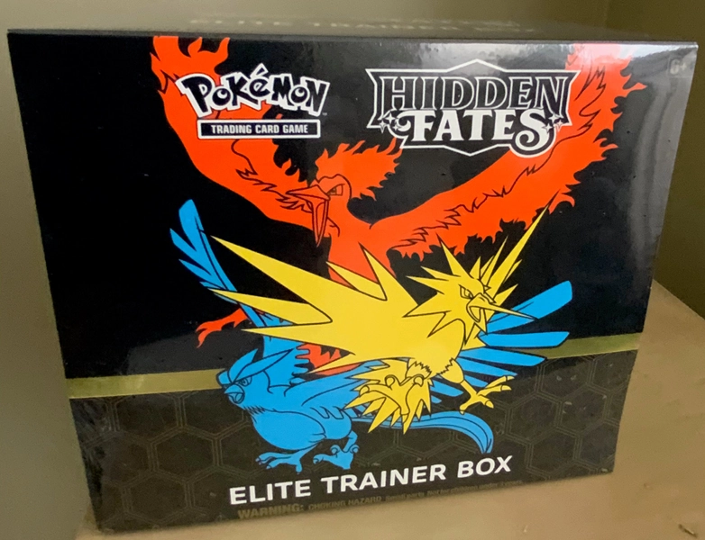 Hidden Fates Elite Trainer Box