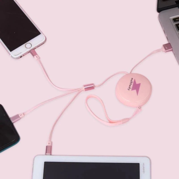 Retractable 3-Port USB Keychain by Multitasky